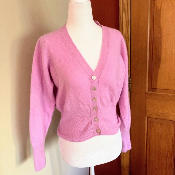 Crush Sweaters - CRUSH 100% Cashmere Sweater Fitted Cardi in Purplish Pink Sz Small